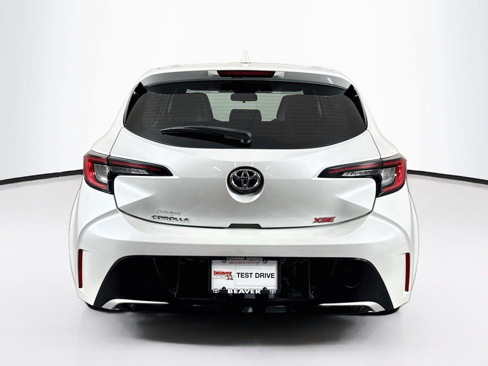 Used 2024 Wind Chill Pearl Toyota XSE image 12