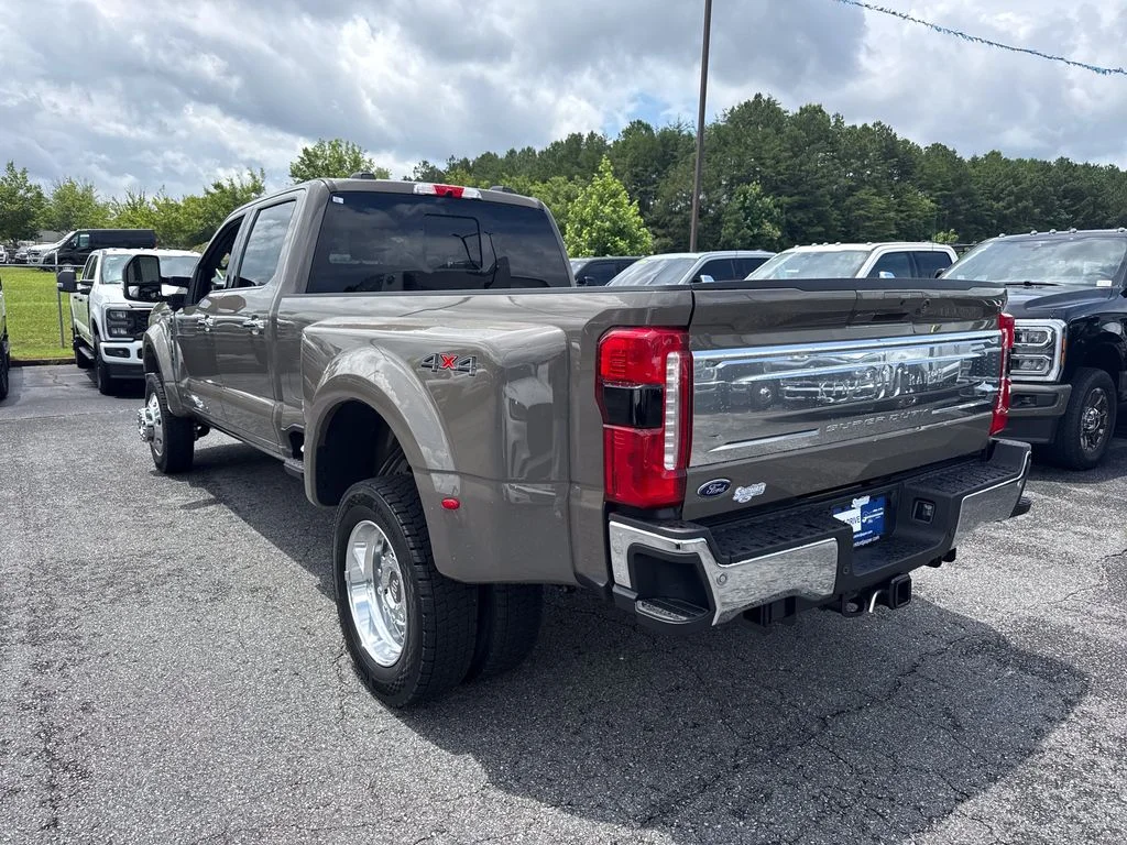 Used 2026 Gray Ford King Ranch image 5