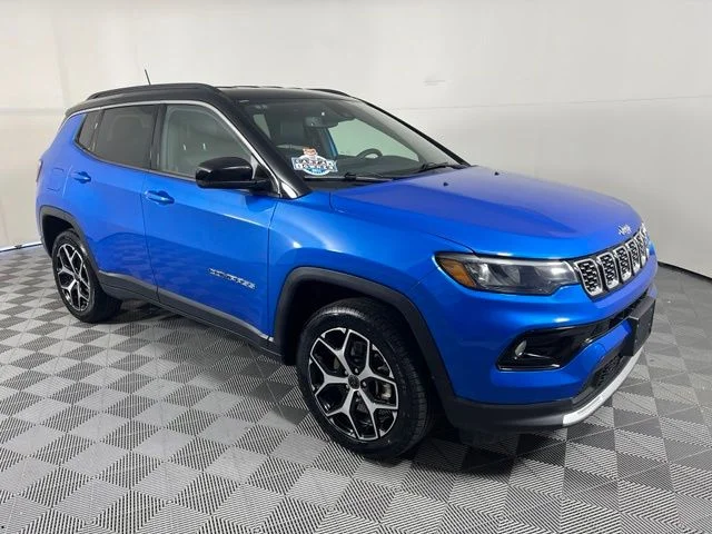 Used 2025 Blue Jeep Limited image 1