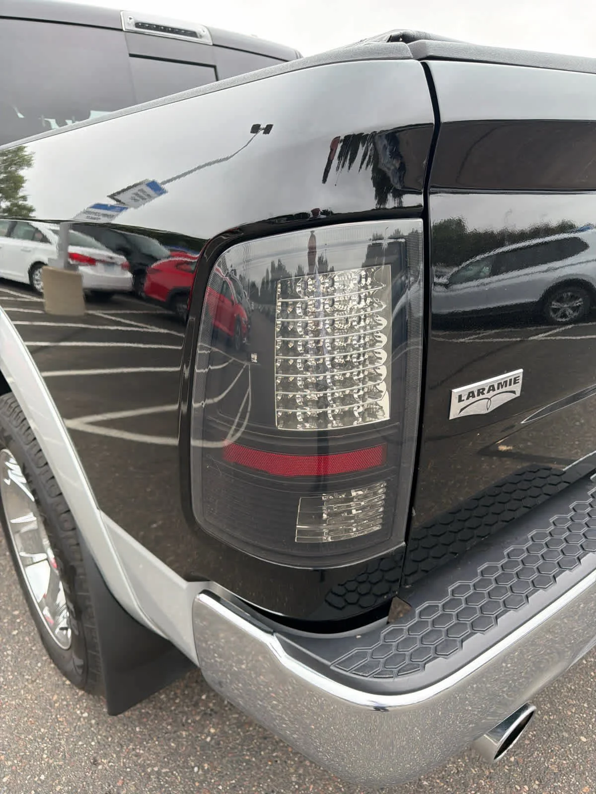 Used 2012 Black Ram Laramie image 14