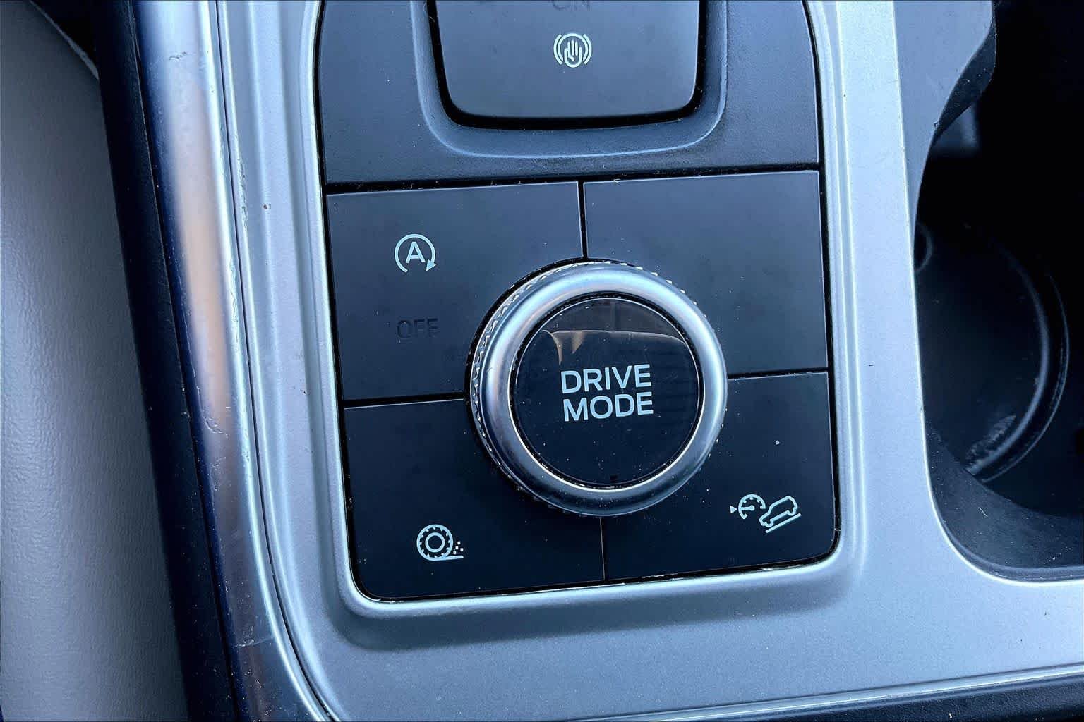 Used 2024 Oxford White Ford XLT image 34