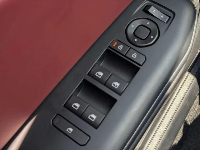 New 2026 Interstellar Gray Kia GT-Line image 21