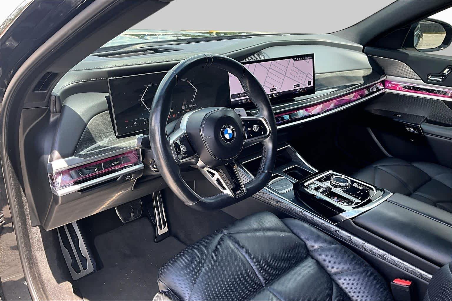 Used 2023 Black Sapphire Metallic BMW 740i image 18