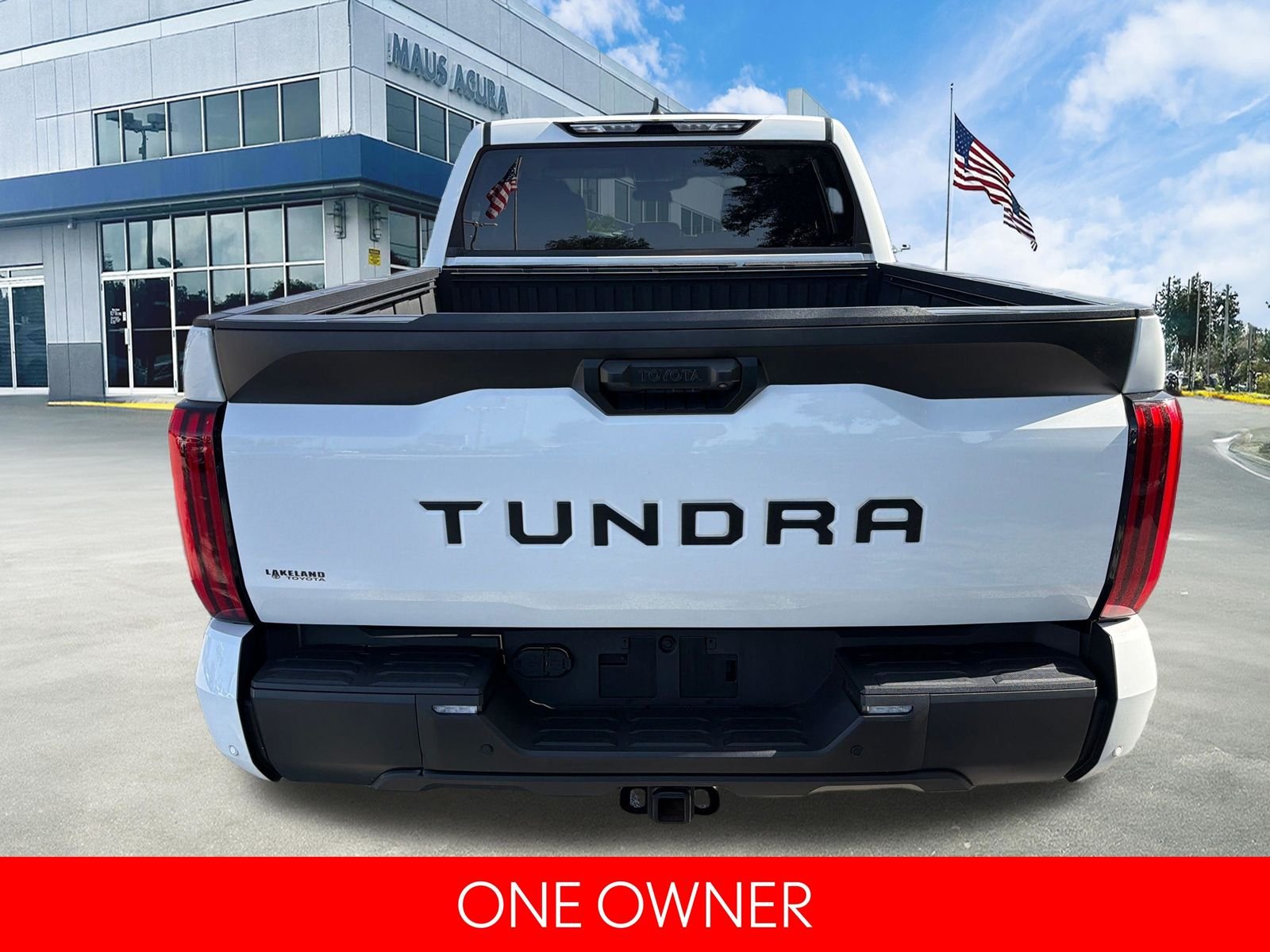 Used 2024 White Toyota SR5 image 5