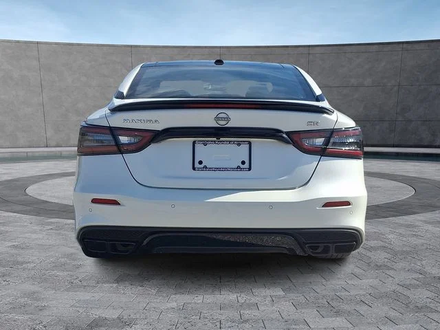 Used 2023 White Nissan SR image 5