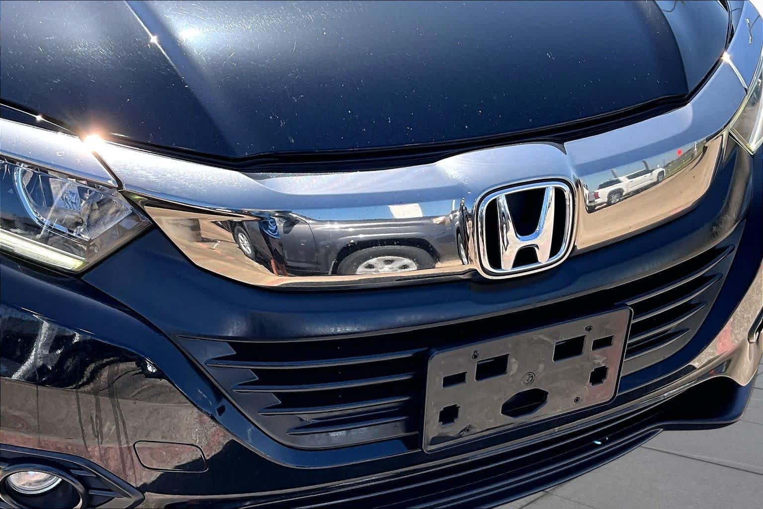 Used 2021 Crystal Black Pearl Honda EX image 30