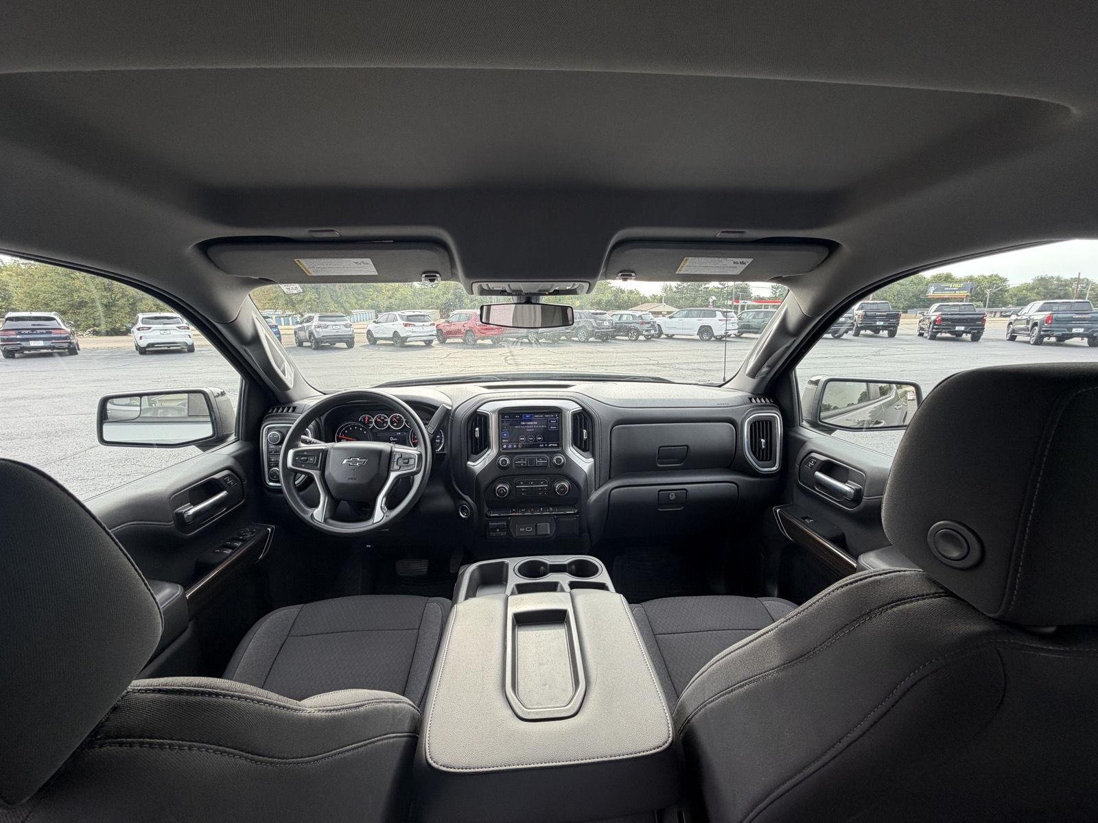 2020 Chevrolet Silverado 1500 RST - Photo 10