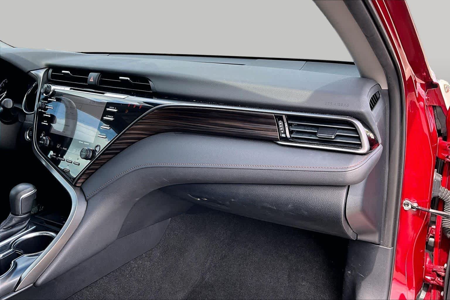 Used 2019 Ruby Flare Pearl Toyota XLE image 17
