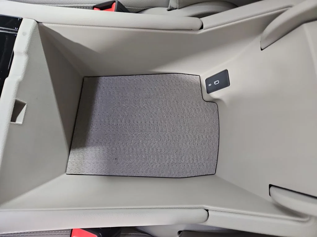 New 2026 White/off-white Volkswagen 2.0T SEL image 26