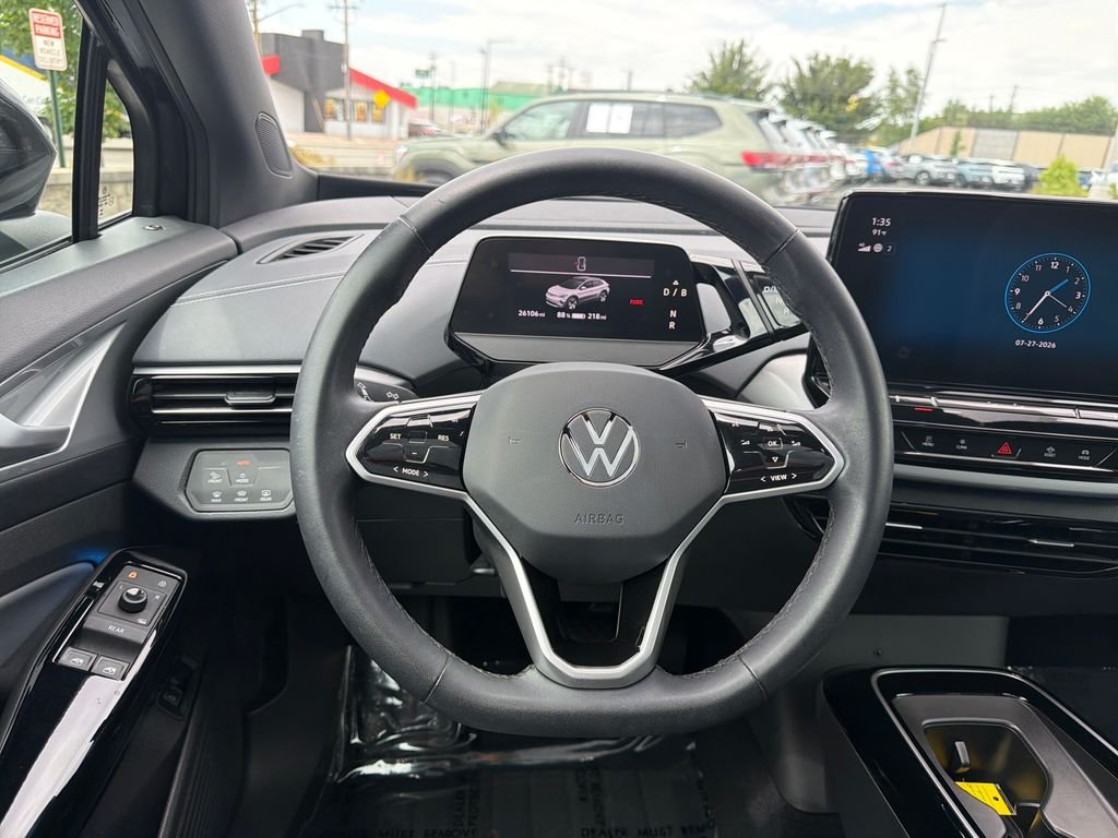 Certified Used 2023 Deep Black Pearl Volkswagen Pro S Plus image 17