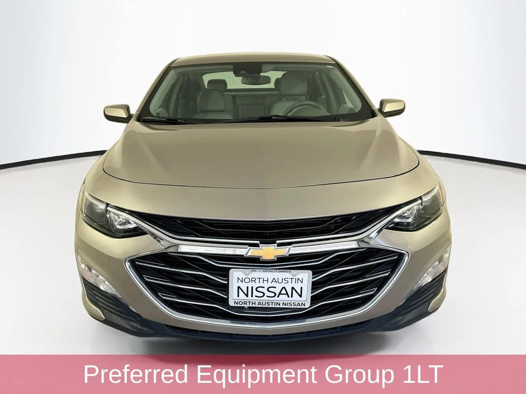 Used 2025 Gray Chevrolet LT image 2