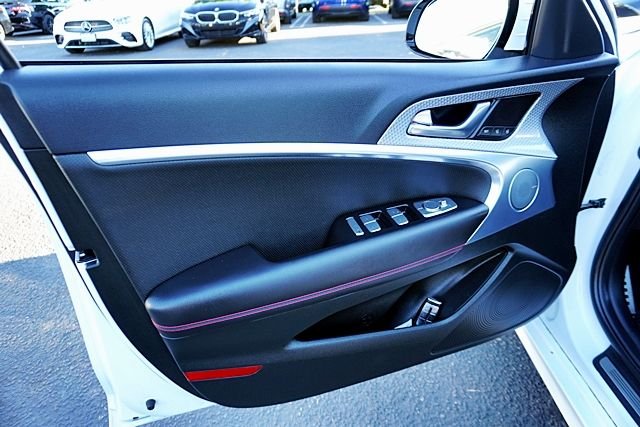 Used 2023 White Genesis 2.0T image 22