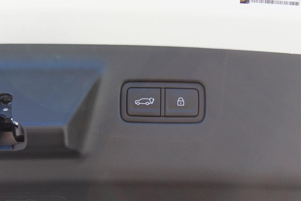 New 2026 White Hyundai SEL image 11