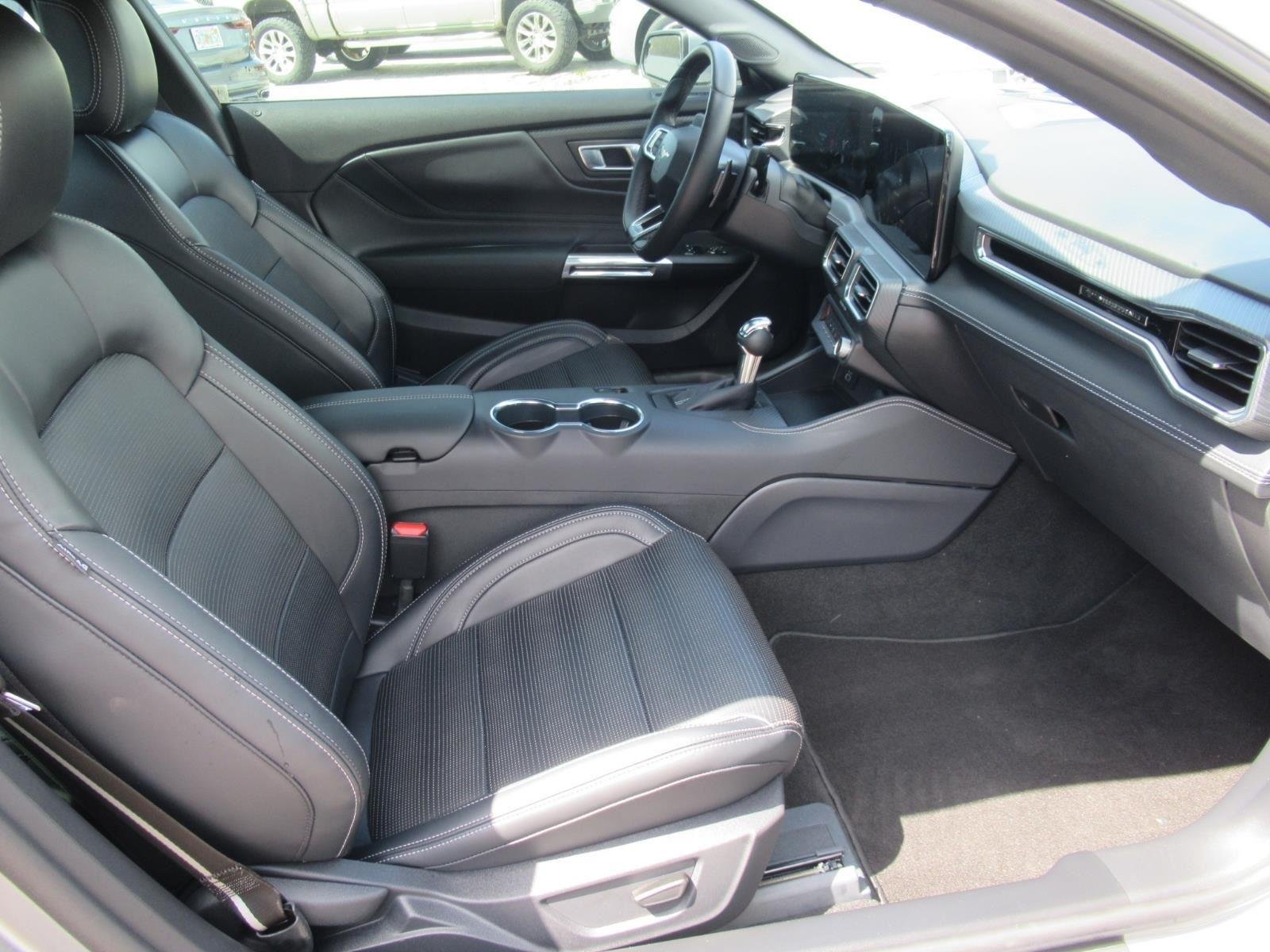 2025 Ford Mustang GT Premium Fastback - Photo 9