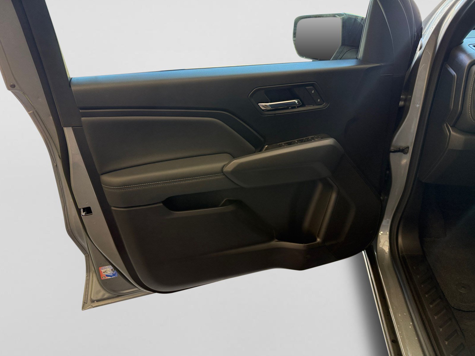 2026 Chevrolet Colorado LT - Photo 10