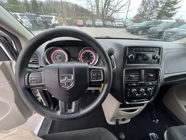 2017 Dodge Grand Caravan SE - Photo 13