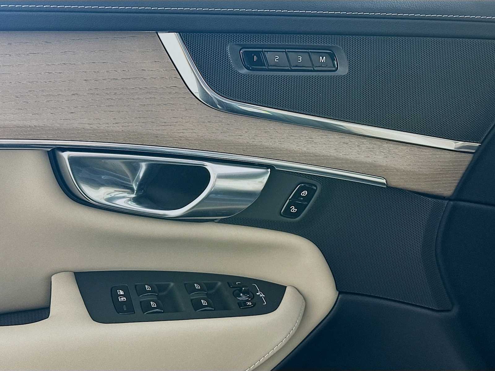 New 2026 Denim Blue Volvo Core image 17