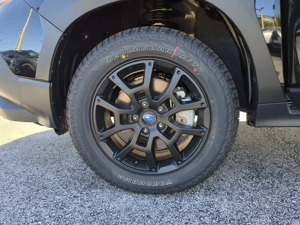 New 2026 CRYSTAL BLACK SILICA Subaru Wilderness image 32