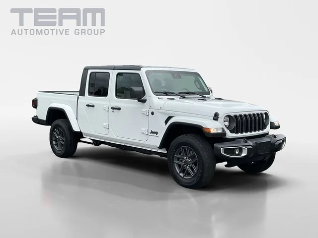 2025 Jeep Gladiator Sport S