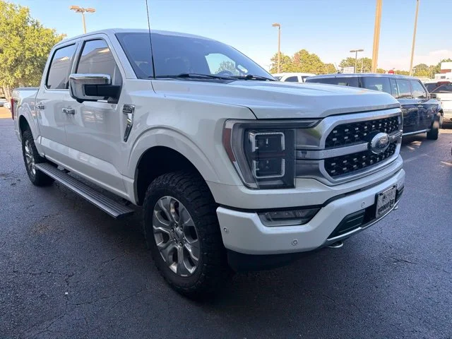 Used 2022 White Metallic Ford Platinum image 1