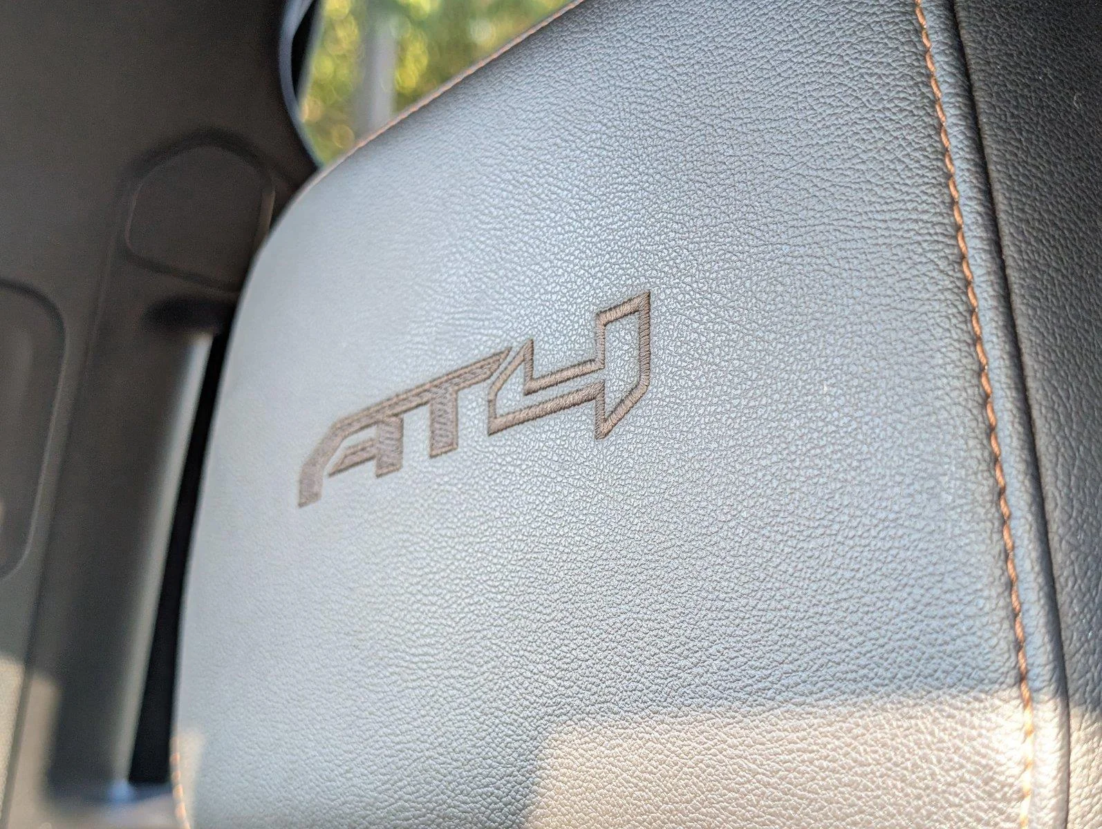 Used 2020 Summit White GMC AT4 image 35