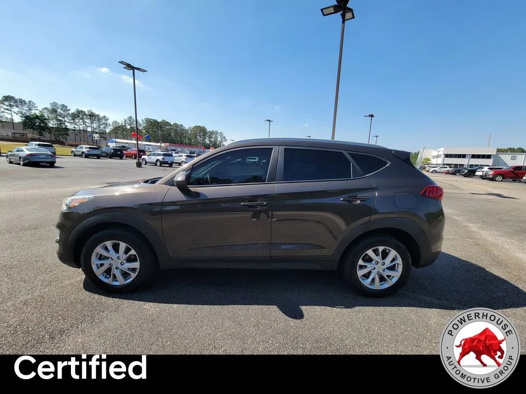 Used 2019 Green Hyundai Value image 3