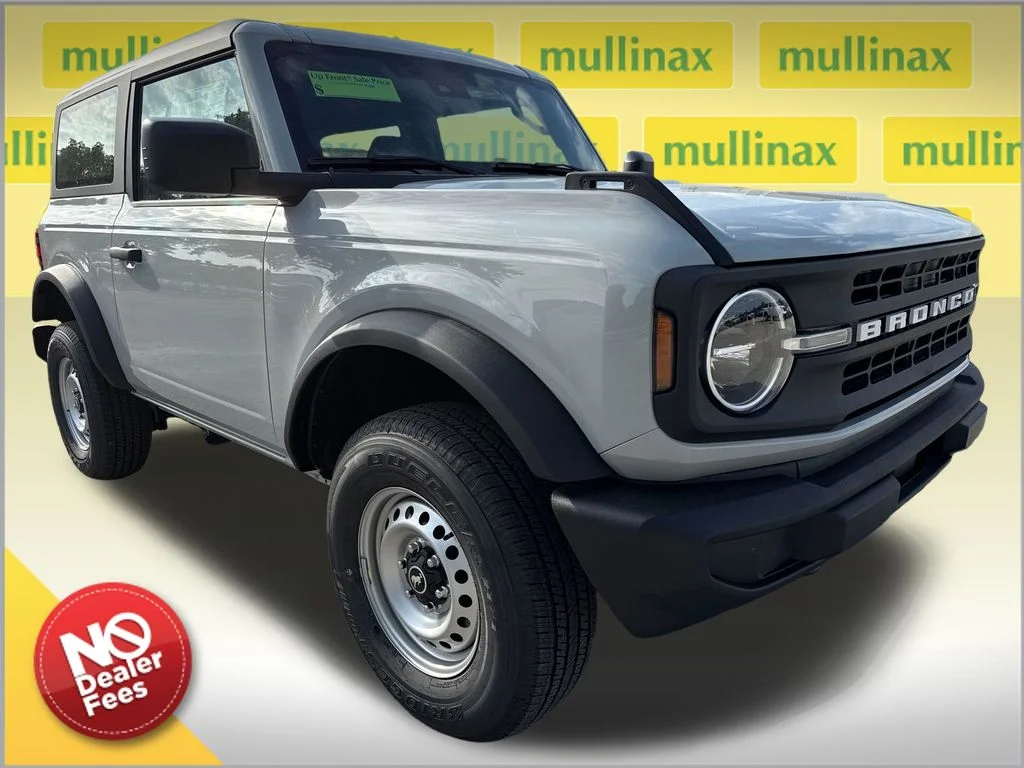 2026 Ford Bronco Base 4x4's photo