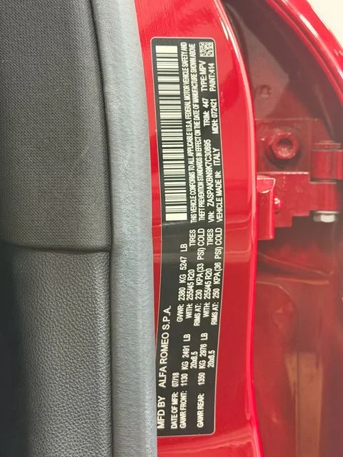 Used 2019  Alfa Romeo Ti Sport image 35