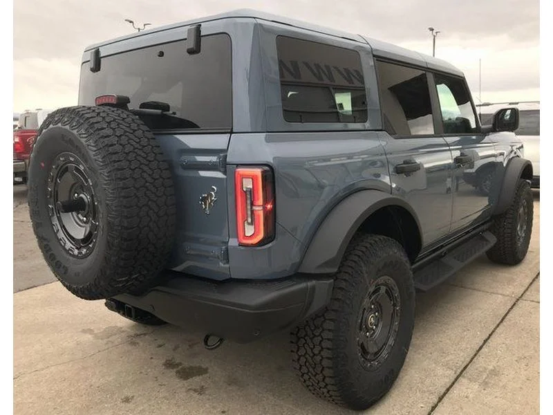 New 2025 Azure Gray Metallic Tri-Coat Ford Badlands® image 26