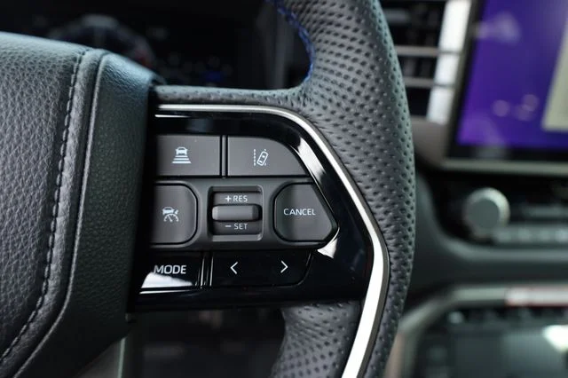 2026 Toyota Sequoia Platinum - Photo 28