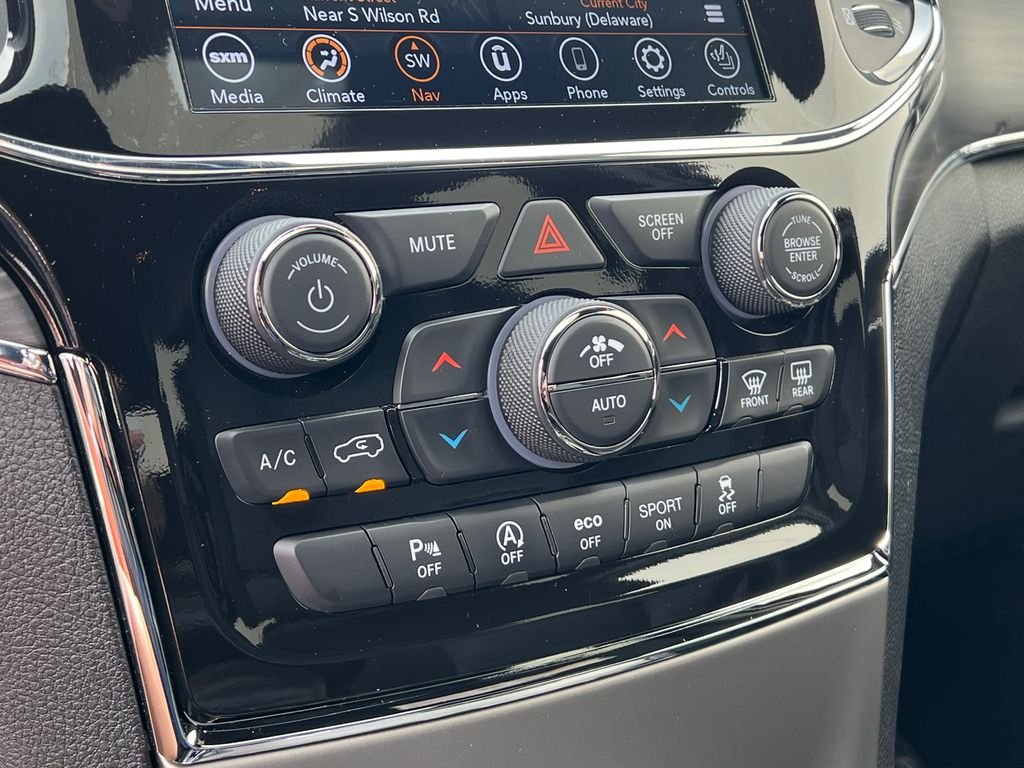 Used 2022 Red Jeep Limited image 19