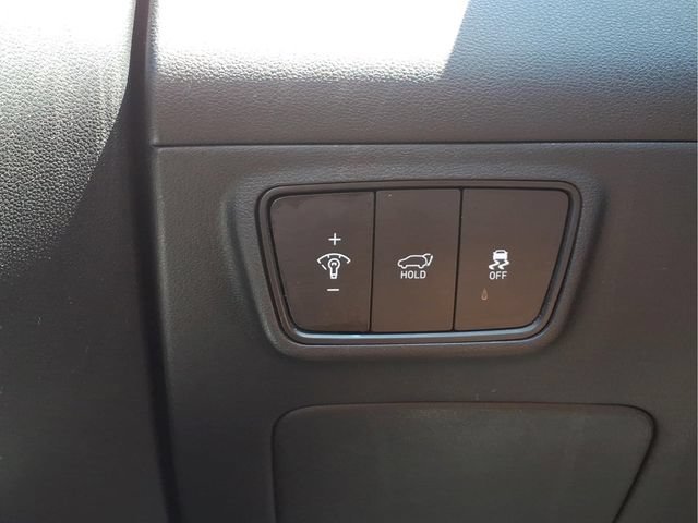 Used 2024  Hyundai SEL image 16
