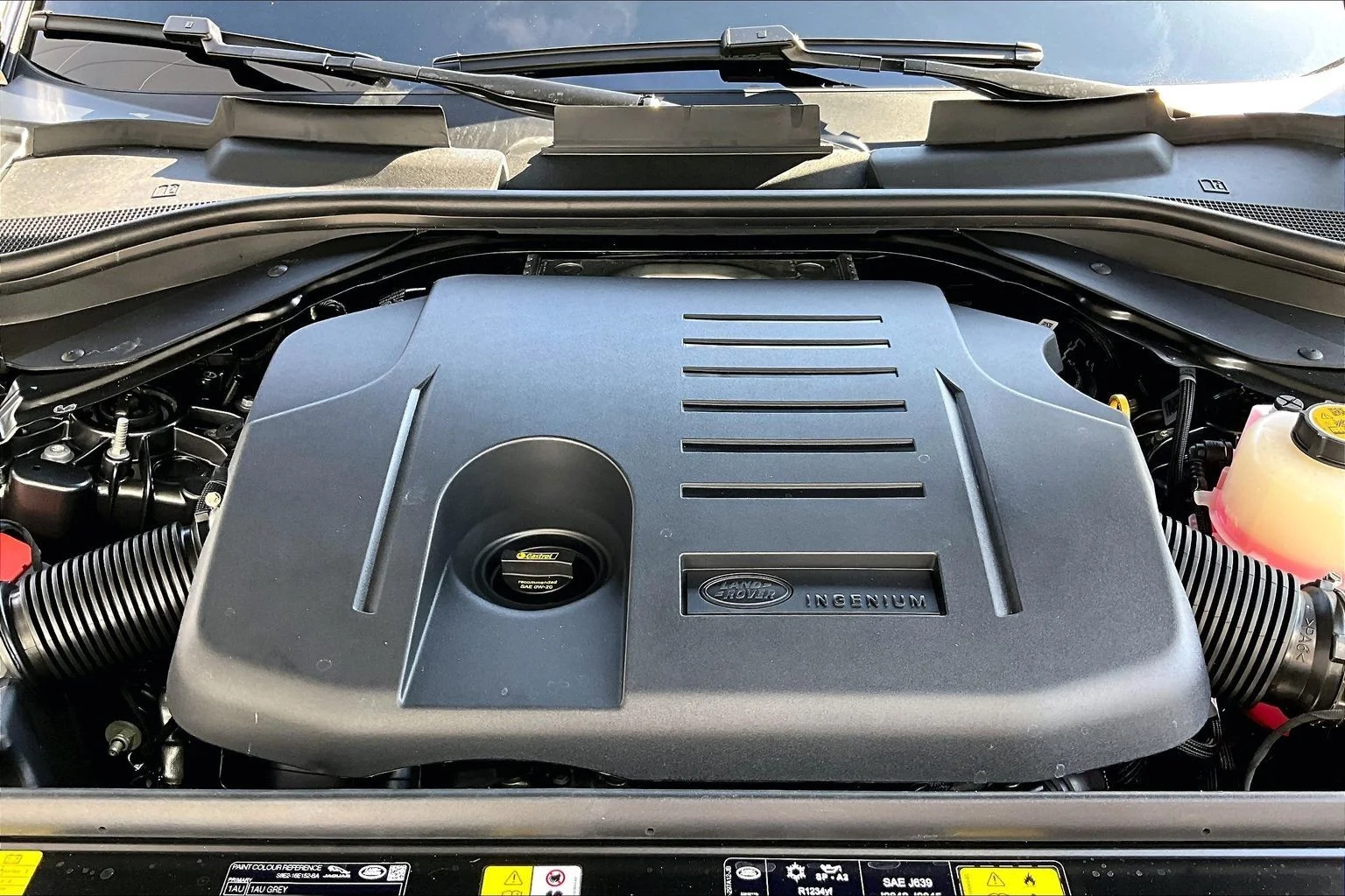 New 2026 Carpathian Grey Land Rover Dynamic SE image 11