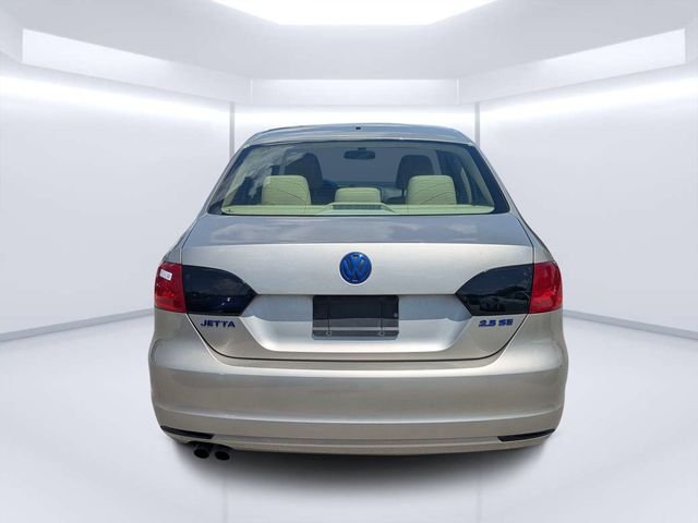 Used 2013 Gray Volkswagen 2.5L SE image 4
