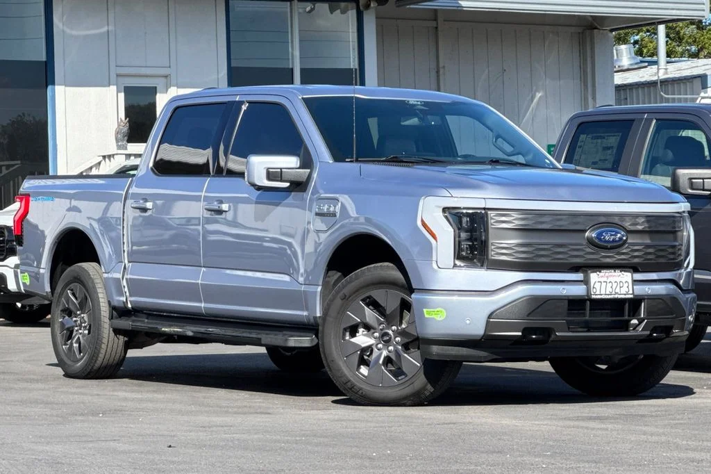 Used 2022 Ford F-150 Lightning Lariat with VIN 1FTVW1EL2NWG14548 for sale in Novato, CA