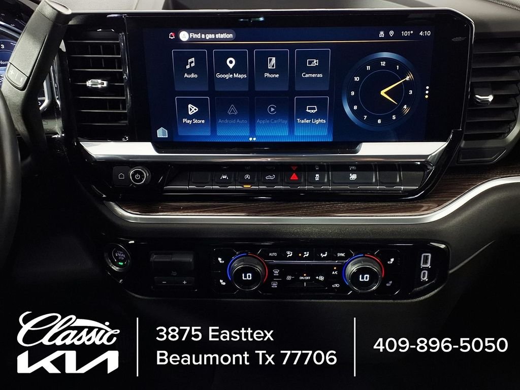 Used 2025 Gray Chevrolet LT image 25
