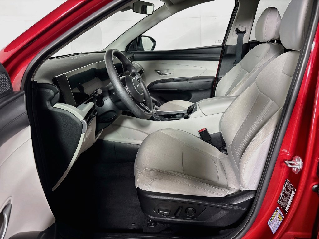 Used 2025 Red Hyundai SEL image 11