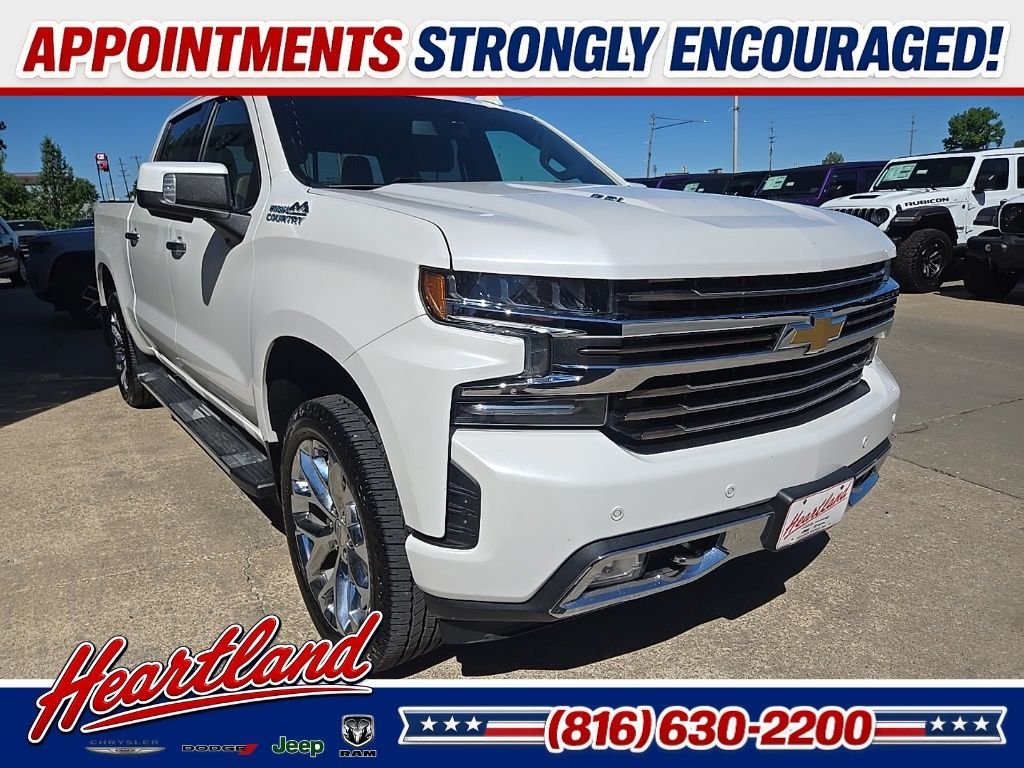 Used 2019 Beige Chevrolet High Country image 16