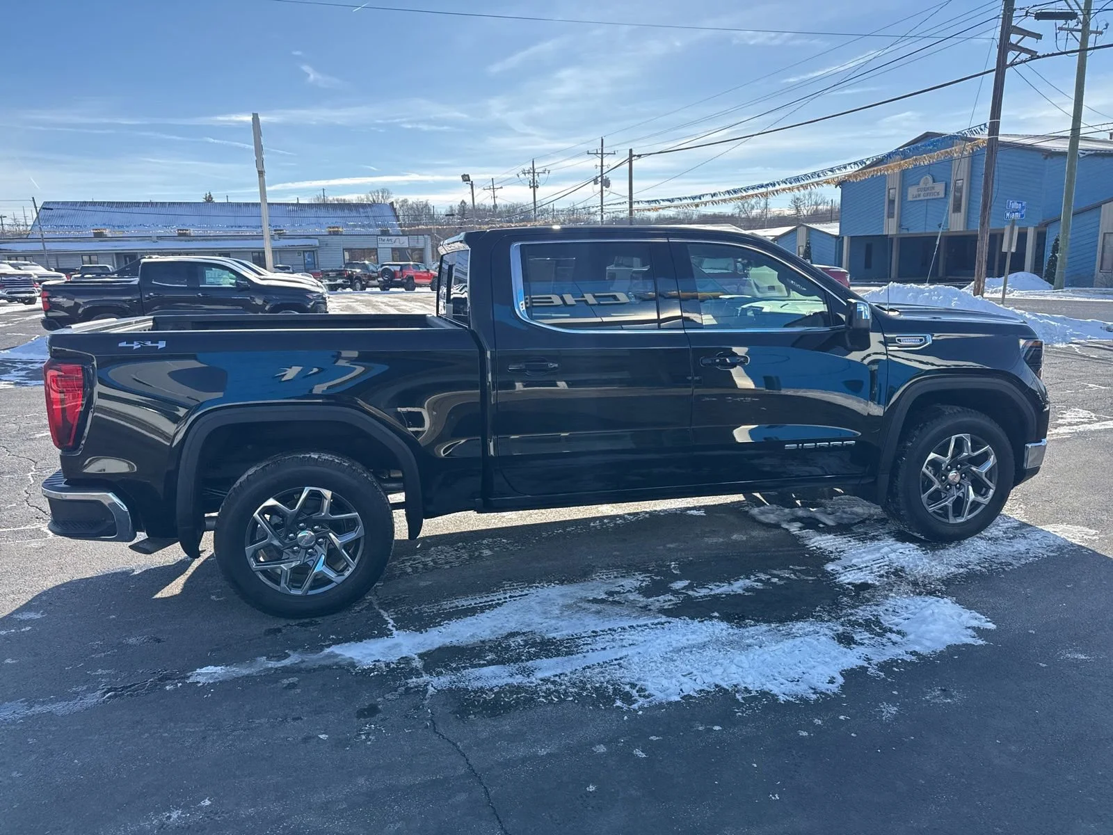 2026 GMC Sierra 1500 SLE - Photo 8