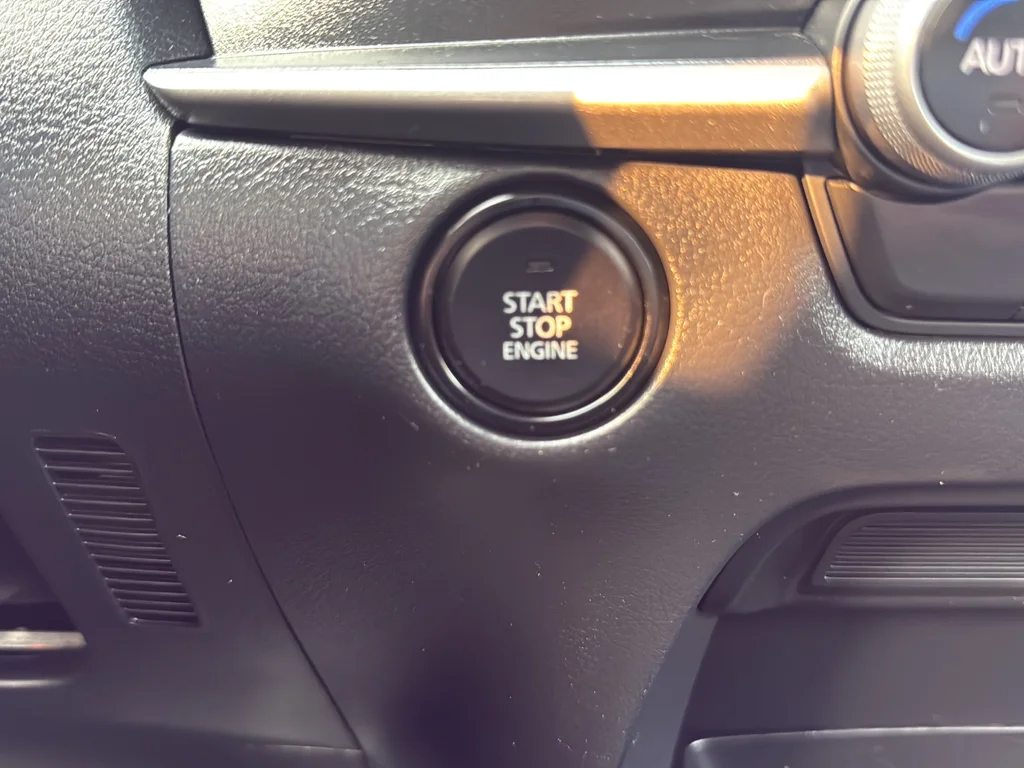 Used 2024 White Mazda 2.5 S Select Sport image 13