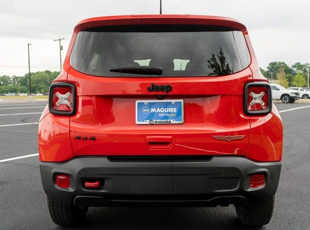 Used 2023 Red Jeep Trailhawk image 7