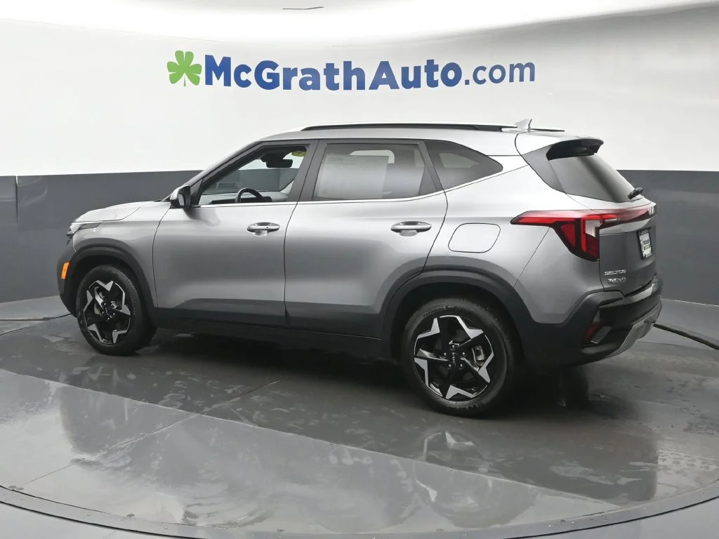 Certified Used 2024 Gray Kia EX image 26