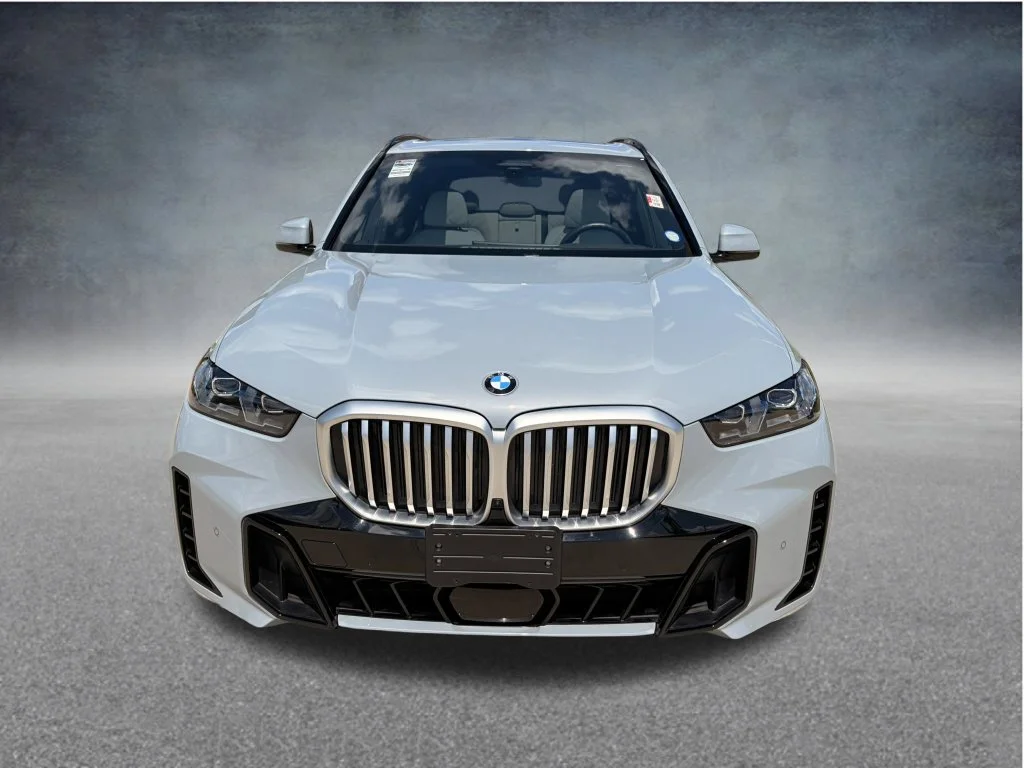 Used 2026 Gray BMW sDrive40i image 2