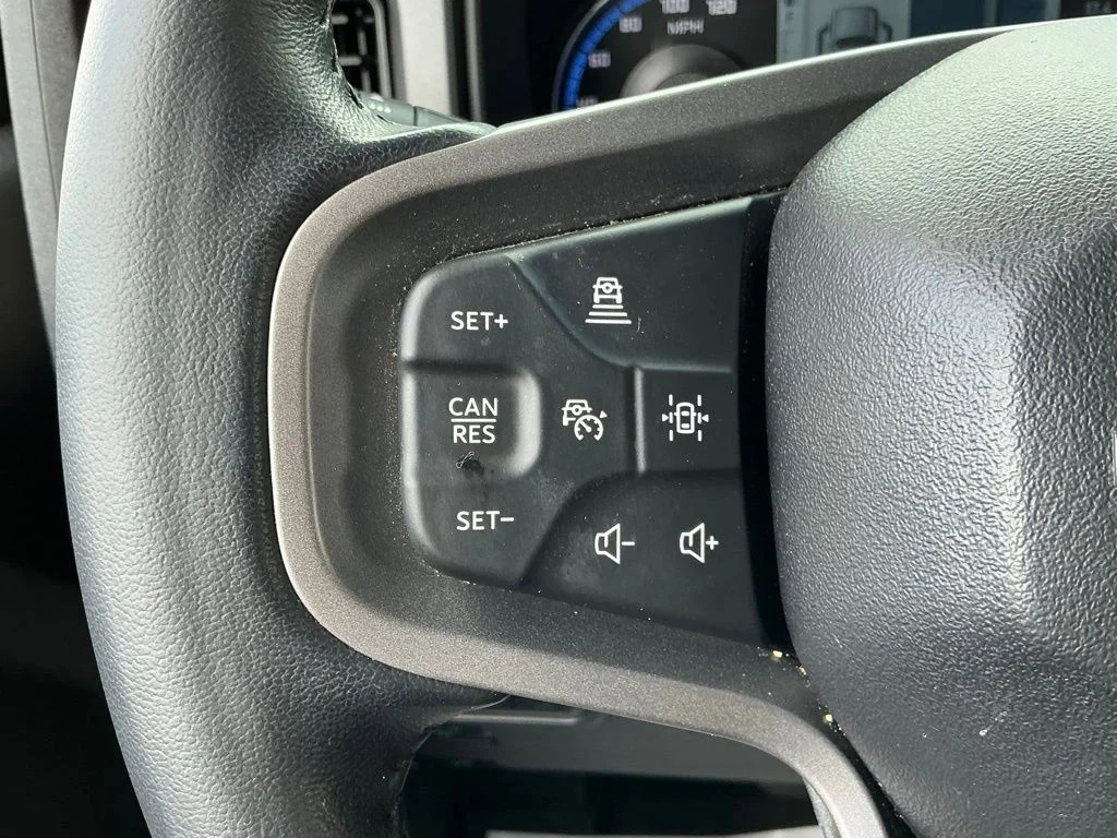 Used 2022 Blue Ford Wildtrak image 33