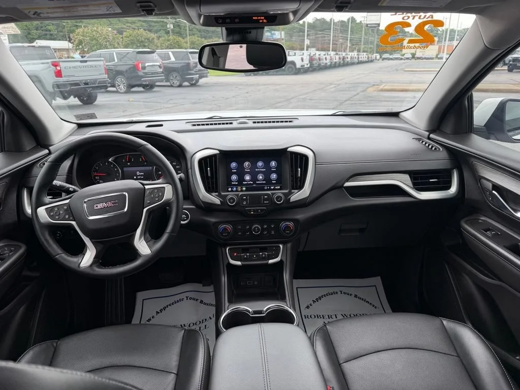 Used 2023 Summit White GMC SLT image 10