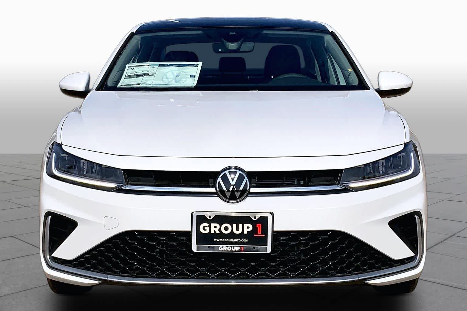 New 2026 Opal White Pearl Volkswagen SE image 3
