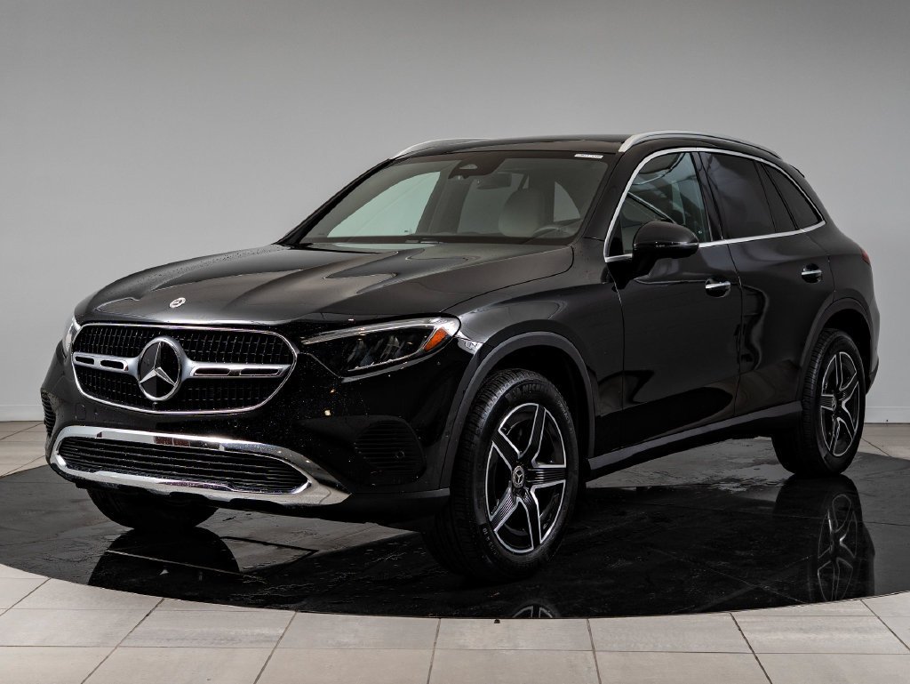 Used 2026 Black Mercedes-Benz GLC 300 image 1