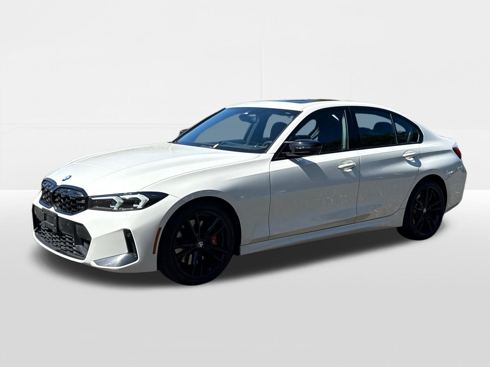 Used 2023 Alpine White BMW M340i xDrive image 4