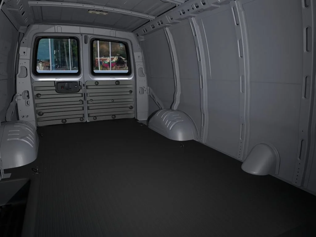 New 2026 Summit White Chevrolet WT image 17