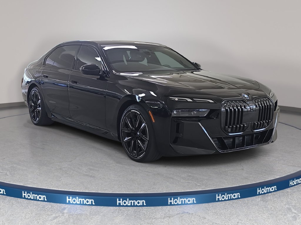 Certified Used 2023 Black Sapphire Metallic BMW xDrive60 image 3